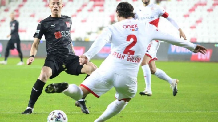 Sivasspor ile Antalyaspor 25. randevuda