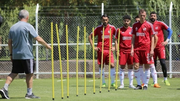 Sivasspor, Rize'ye bileniyor