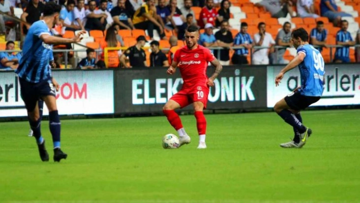 Spor Toto Süper Lig: Adana Demirspor: 1- Ümraniyespor: 0 (İlk yarı)