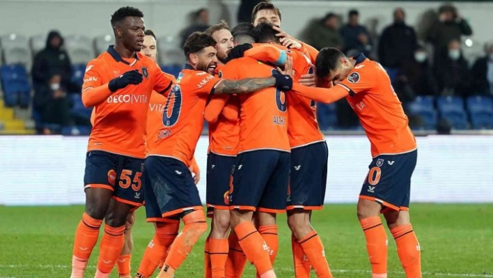 Medipol Başakşehir 3 GZT Giresunspor 1