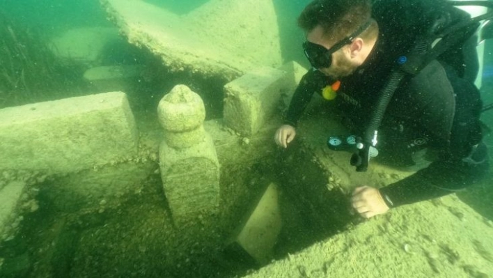 Su altı dalışçıları Halfeti'de batık şehri fotoğrafladı