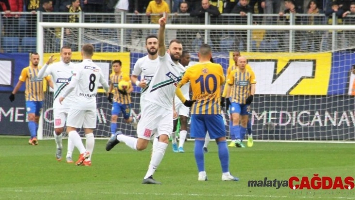 Süper Lig: MKE Ankaragücü: 0 - Denizlispor: 2 (İlk yarı)