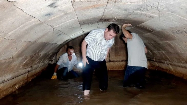 Roma Çeşmesi'nde Muhteşem Yapıyla Karşılaştılar