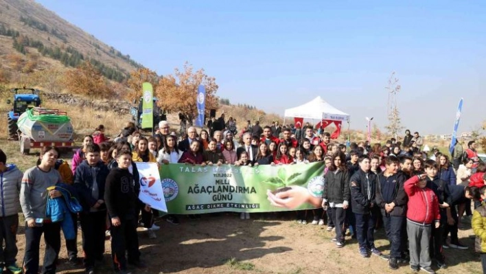 Talas'ta şenlik gibi ağaçlandırma günü