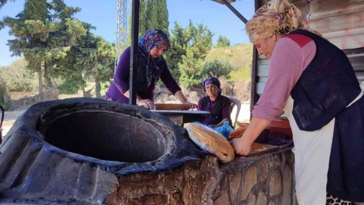 Tandır ekmeği Hataylı kadınların geçim kaynağı