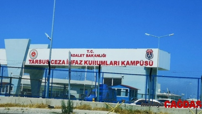 Tarsus Cezaevinde yangın: 19 kişi dumandan etkilendi