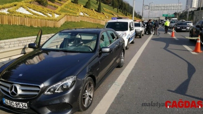 TEM otoyolunda magandalar sıkıştırdıkları araca ateş açtılar: 1 yaralı