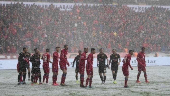 TFF 1. Lig: Eskişehirspor: 3 - Altınordu: 0