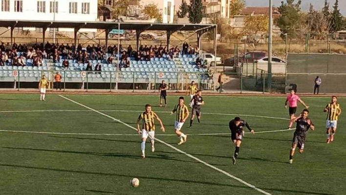 Arguvanspor, Fatsaspor'u 3-2 mağlup etti.