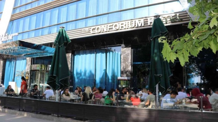 The Conforium Van Hotel gelen her misafirlerini en üst düzeyde ağırlıyor