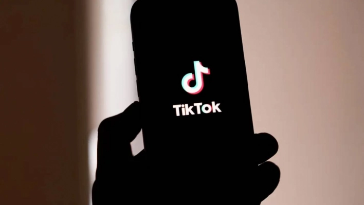 TikTok, ABD'deki Apple ve Google uygulama mağazalarına geri döndü