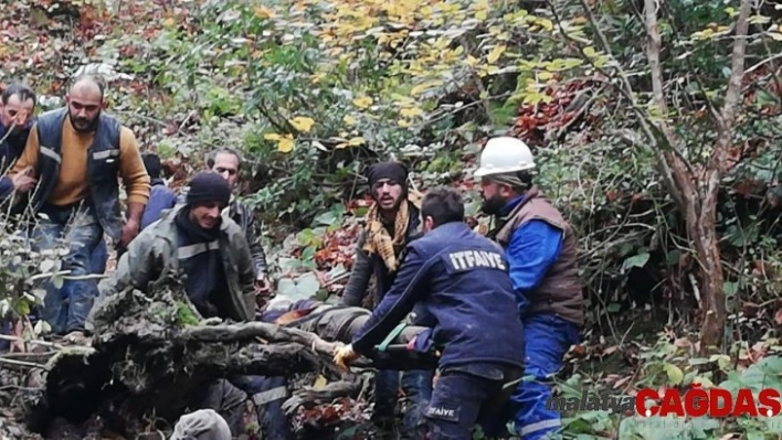 Traktör 300 metre uçuruma yuvarlandı: 1 ölü