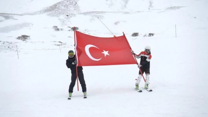 Türk Silahlı Kuvvetleri Kayak ve Biatlon Müsabakaları' sona erdi