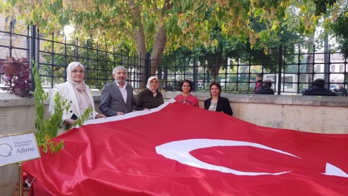 Türkiye'nin ilk en büyük Türk bayrağı Adana'da göndere çekilecek