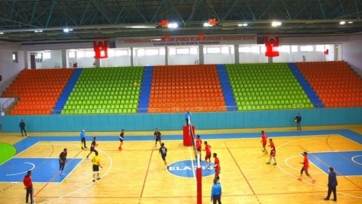 TVF 2. Lig: Elazığ Aksaray Gençlik: 3 - Erzincan Yurdum Gençlik: 0