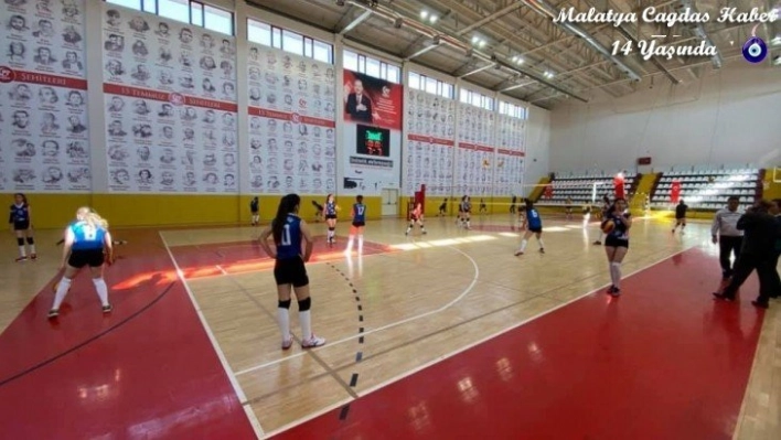 TVF 2. Lig: Elazığ Voleybol: 3 - Mardin Gençlik: 0