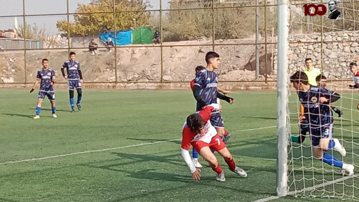 U 18 Gençler Futbol Ligi Play-Off Karşılaşmaları Başladı.