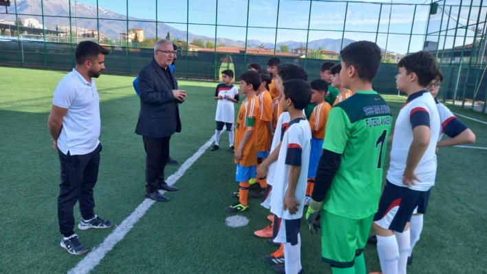 U17 Gençler Futbol Ligi'nde Sezon Sona Erdi...