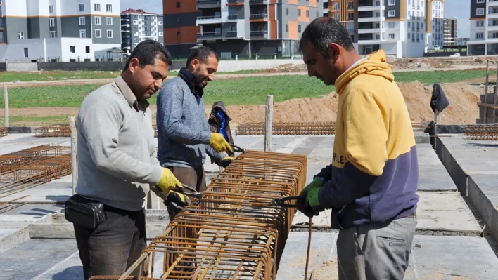 Ücretli çalışan sayısı yıllık arttı