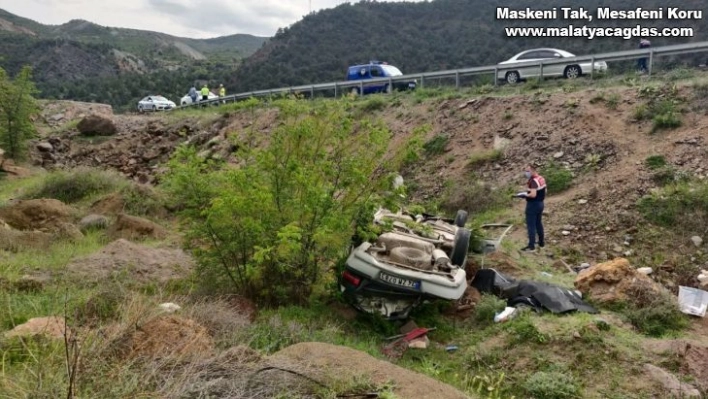 Uçuruma devrilen otomobildeki sürücü öldü