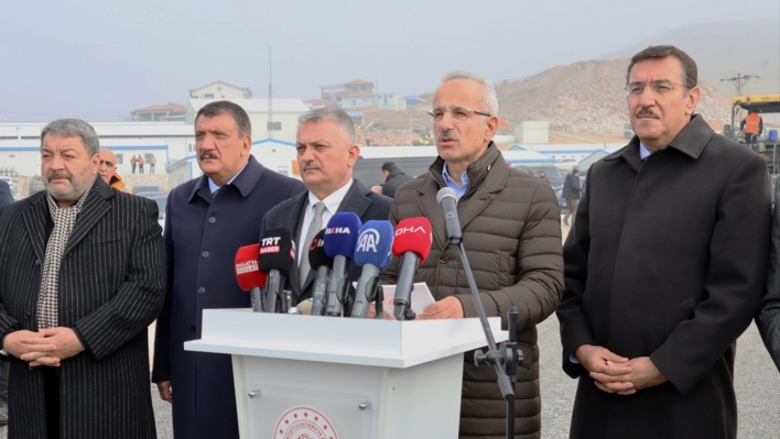 Ulaştırma ve Altyapı Bakanı Uraloğlu, Malatya'da