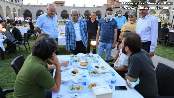 Ulusal Battalgazi Kayısı Hasadı Fotoğraf Yarışması maratonu sonuçlandı