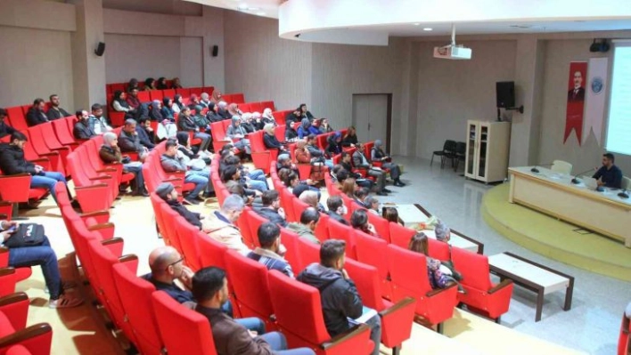 Üniversitede 'Akademik Etik ve İntihal' konferansı