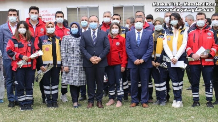 Vali Erkaya Yırık, 'Sizlerin vefakarlığı olmasaydı tablomuz daha ağır olabilirdi'