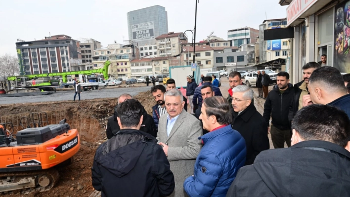 Vali Ersin Yazıcı Saray Mahallesi İnşaatını Yerinde İnceledi 