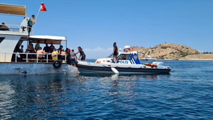 Van'da geçen ay boğulma tehlikesi yaşayan 62 kişi kurtarıldı