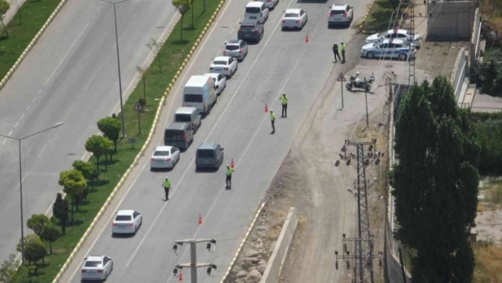 Van'da Kurban Bayramı öncesi karadan ve havadan denetim