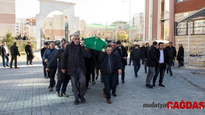 Van'ın sevilen ismi son yolculuğuna uğurlandı