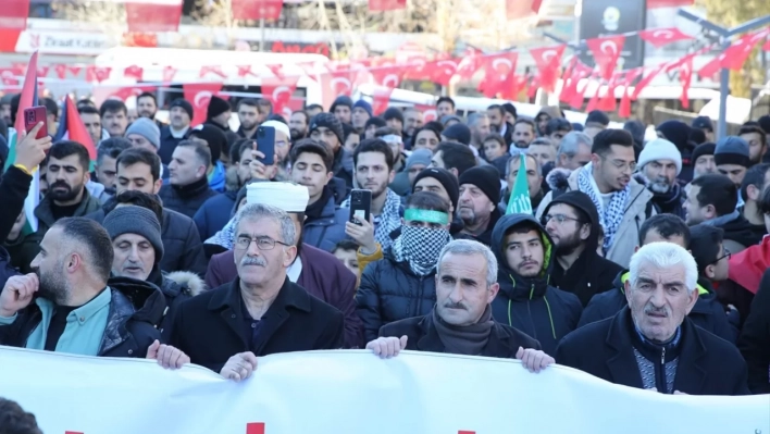 Van ve Muş'ta İsrail'in Gazze'deki saldırıları protesto edildi