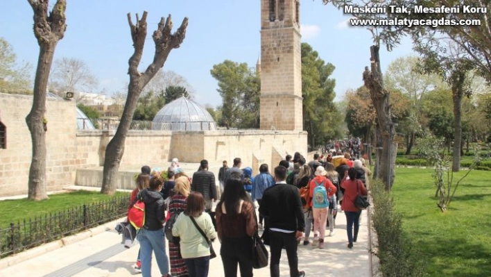 Vatandaşlar kırmızı bölgeden kaçmak için Şanlıurfa'yı tercih ediyor