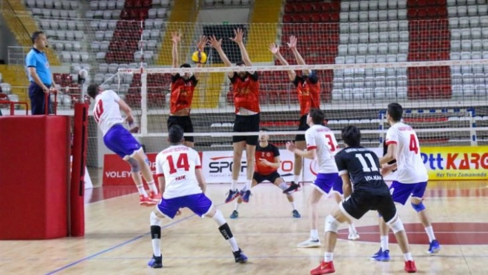 Voleybol 2. Lig Erkekler Yarı Final heyecanı sona erdi