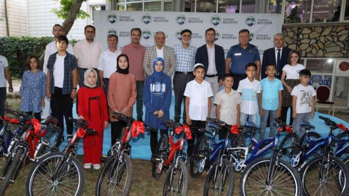 Yahyalı'da çocuklar hem yarıştı hem kazandı