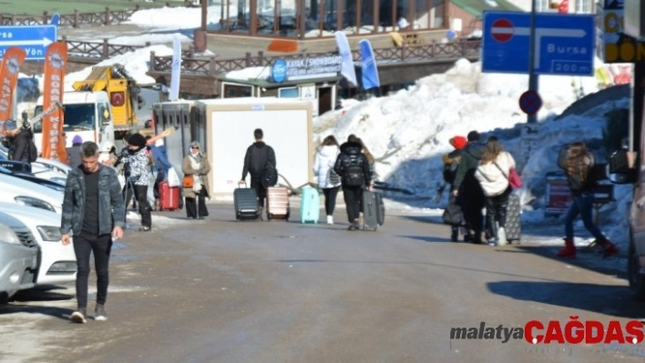 Yarı yıl tatili başladı, ancak Uludağ'a ilk gün ilgi az