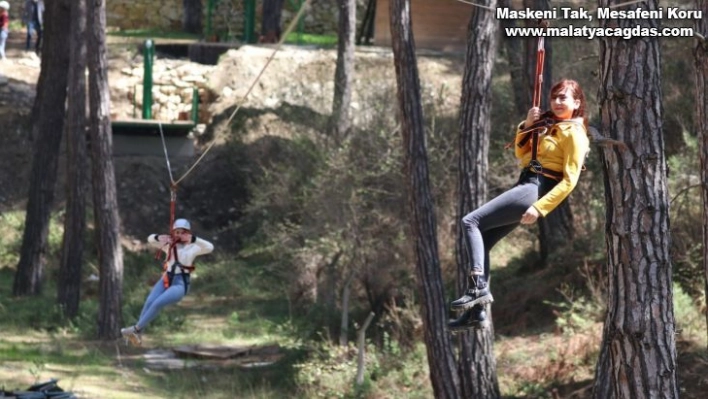 Yayladağı'na zipline parkuru kuruldu