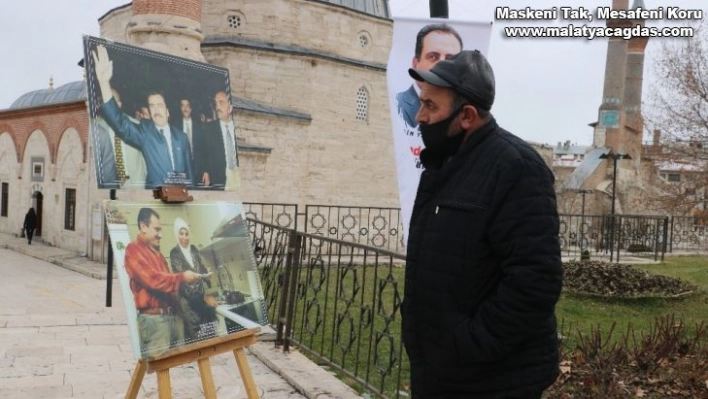 Yazıcıoğlu kent meydanında fotoğraflarıyla anıldı