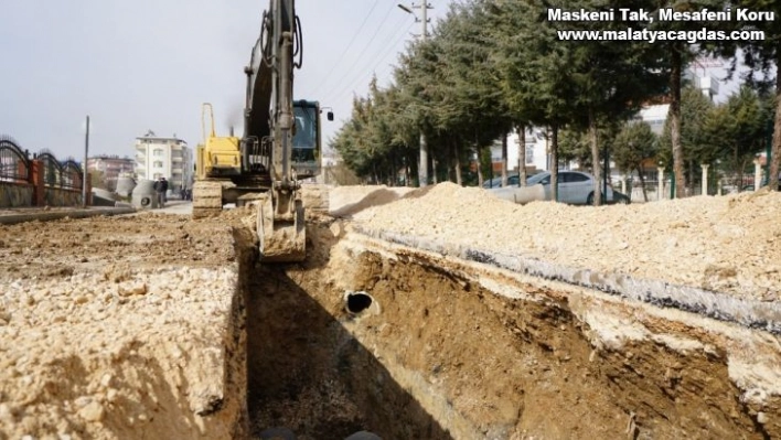 Yeni mahallede altyapı yenileme çalışmaları devam ediyor