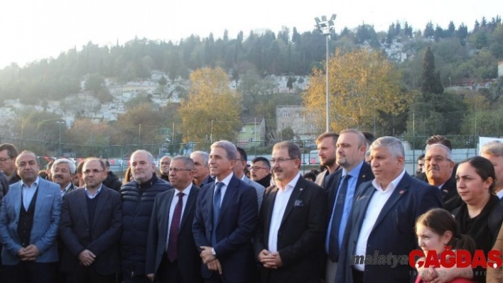 Yenilenen Bahariye Spor Tesisleri'nin açılışı yapıldı