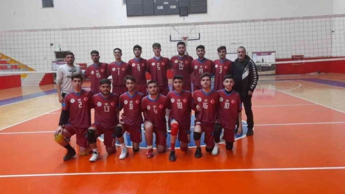 Yenişehir Belediyesi U-18 takımı Türkiye şampiyonu oldu