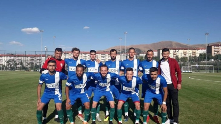 Yeşilyurt Belediyespor hazırlık maçında Dersimspor ile karşılaştı