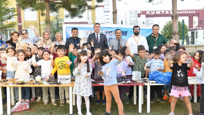 Yeşilyurt'ta Öğrencilere Tarım Sevgisi Aşılanıyor