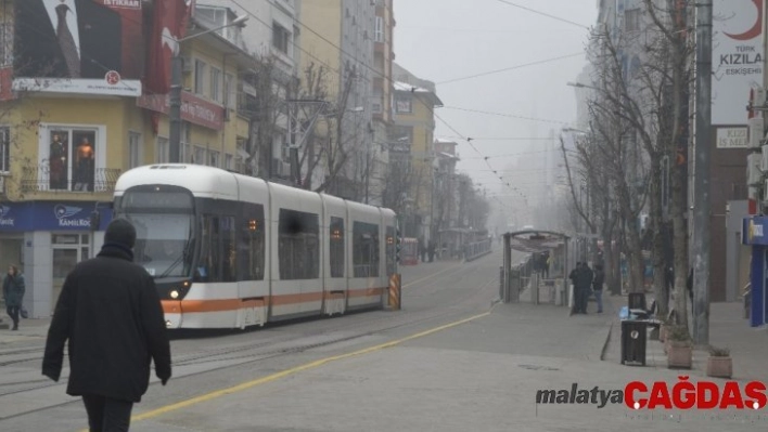 Yoğun sis hafta sonunda vatandaşları evde hapsetti