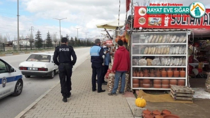 Yol kenarındaki yöresel ürün tezgahları kaldırılıyor