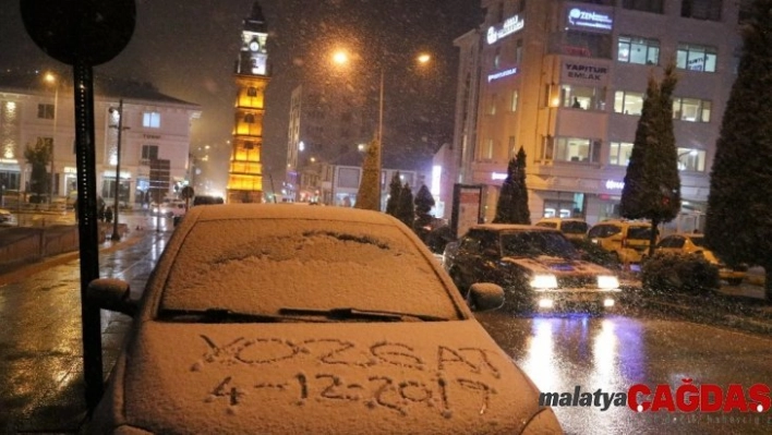 Yozgat'a mevsimin ilk karı yağdı