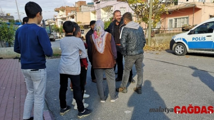 Yüksek gerilim hattına mahalle sakinleri engel oldu