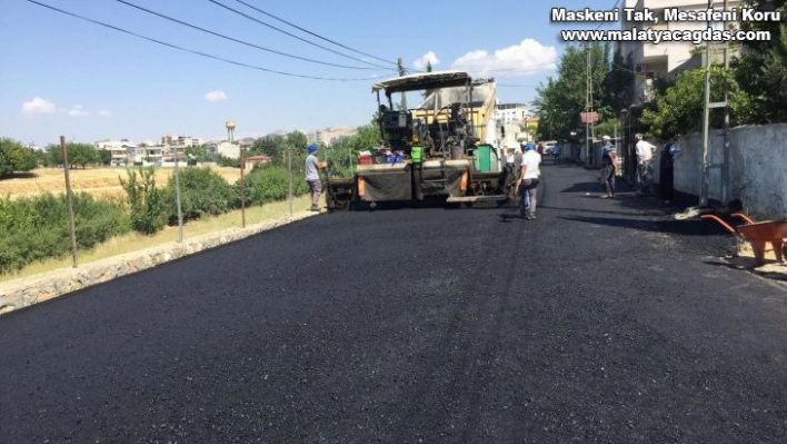 Yunus Emre mahallesinde asfalt çalışması