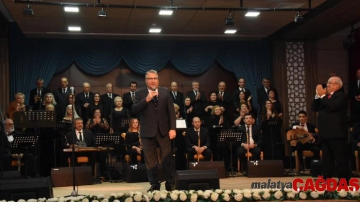 Yunusemre TSM Korusundan muhteşem konser